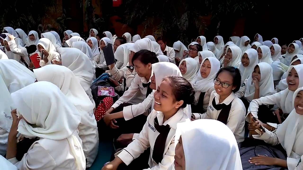4G LTE goes to School SMKN3 Kediri