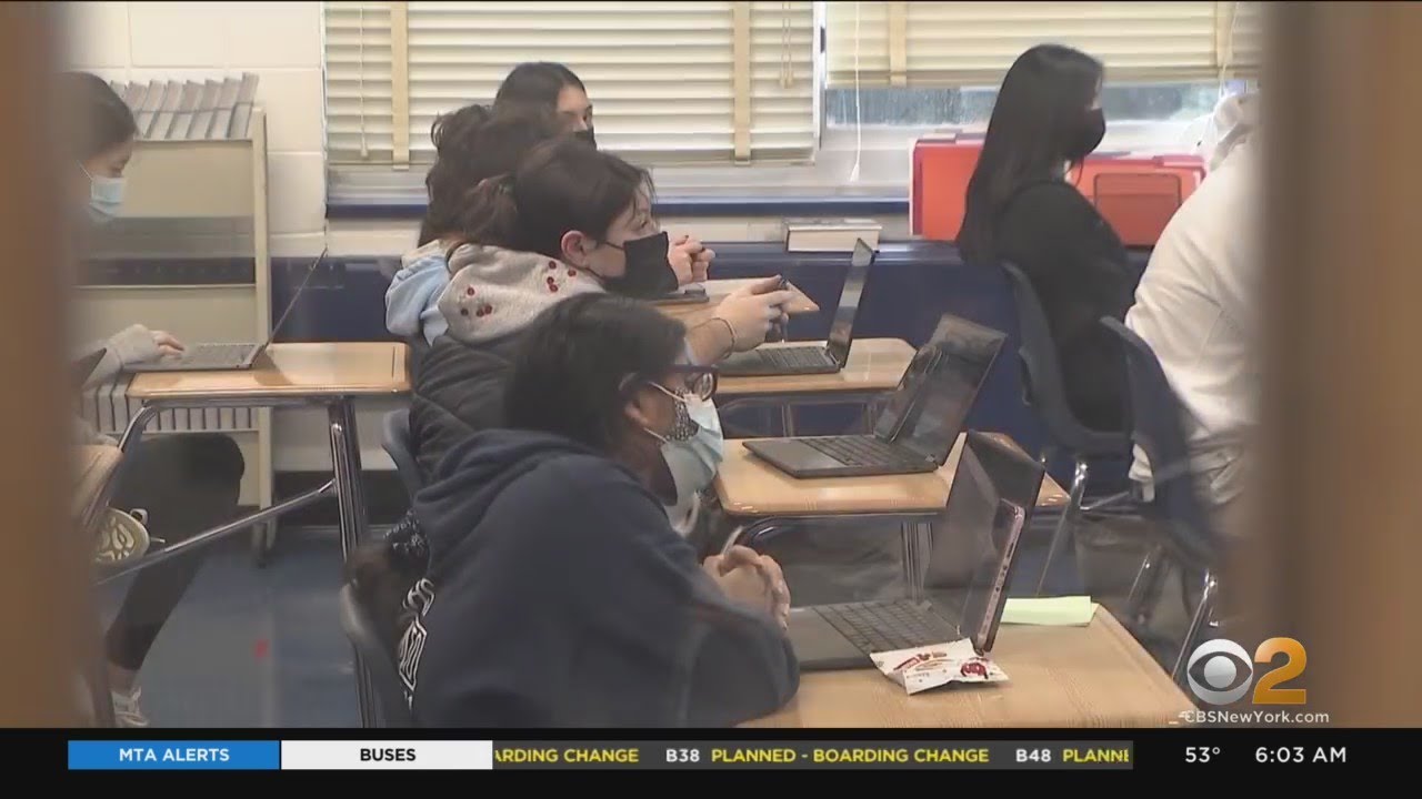 Newark Catholic Schools Reportedly Lifting Mask Mandate