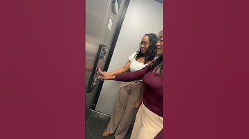 Not everything is a two person job..👯‍♀️