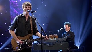 Cass McCombs Performs 'Bum Bum Bum'!