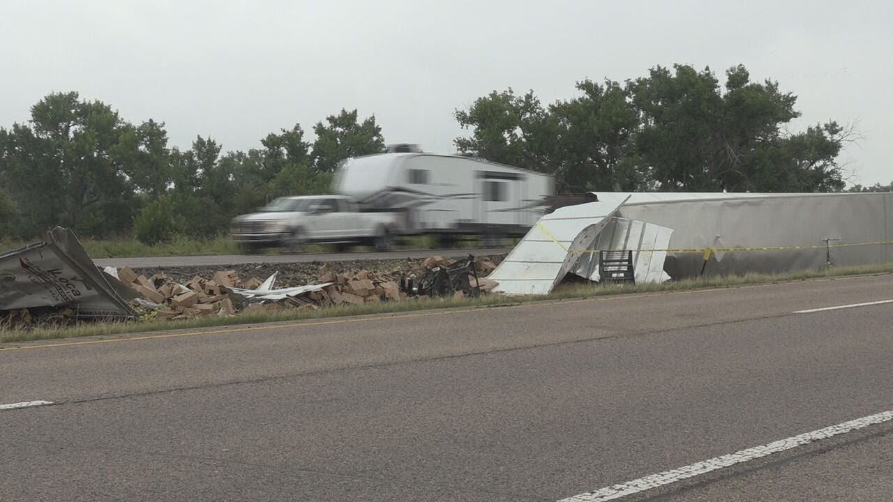 Multi-semi truck crash shuts down parts of I-80 - YouTube