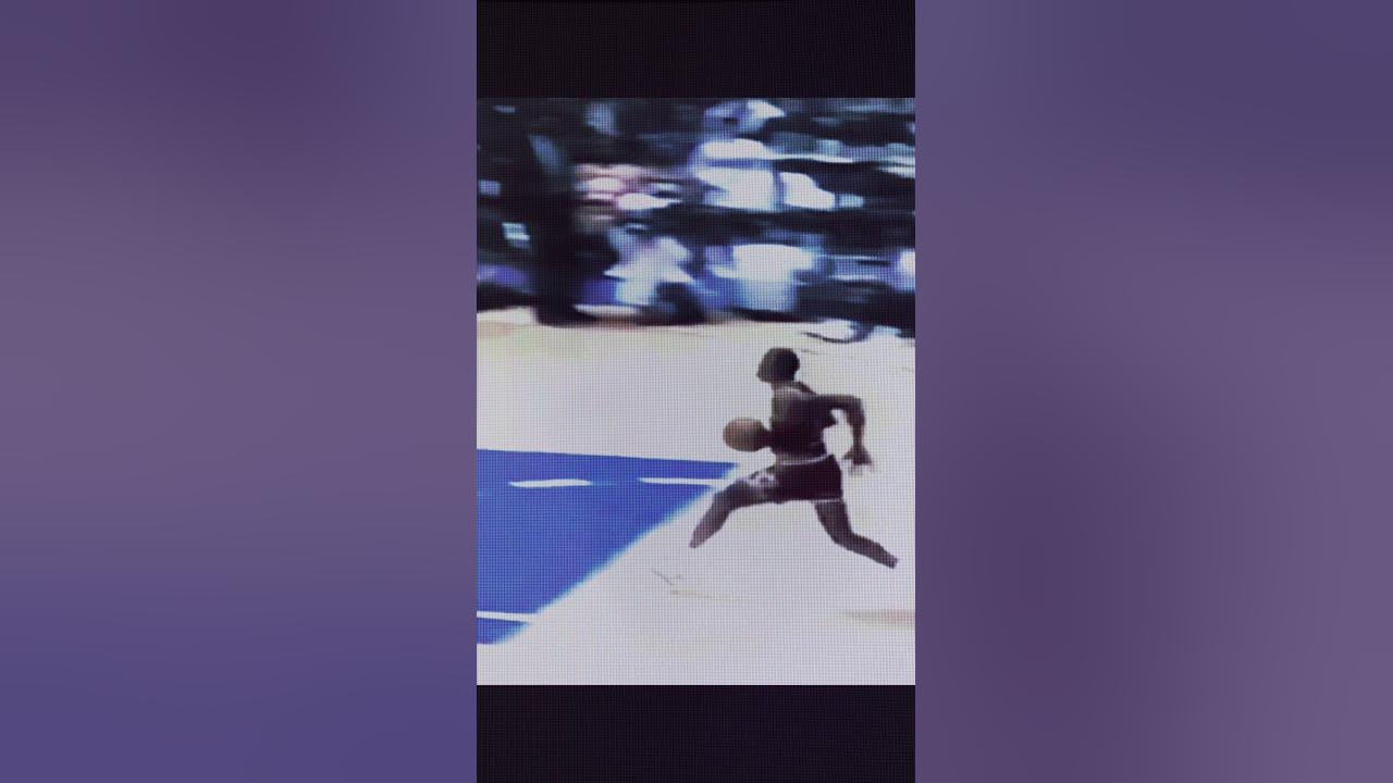 mj tongue dunk