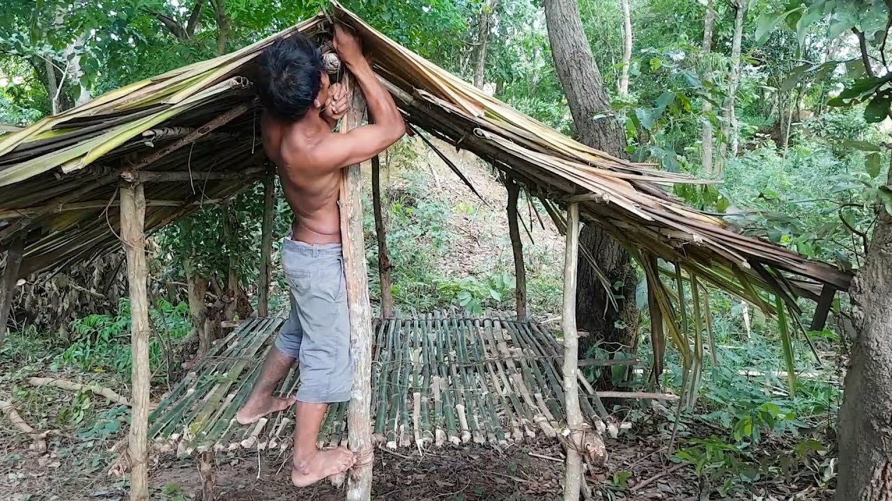    Primitive Technology, Bamboo bed shed with leaf roof - YouTube