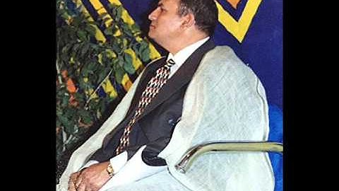 القارئ الطبيب احمد نعينع سورة القارعة