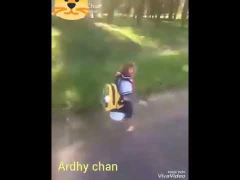 Monyet Berangkat Sekolah