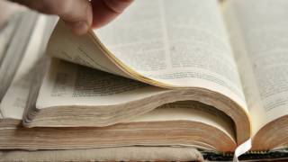 Soft Old Book Page Turning - No Talking | White Noise for Sleep, Studying, Relaxation screenshot 4