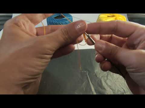 How to crochet a kippah/yarmulke.  Step 2: Magic Amigurumi ring.