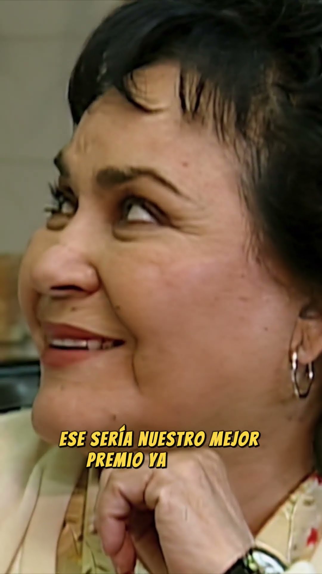Cállate y reza...????​  #tlnovelas  #EntreelAmoryelOdio #carmelitasalinas