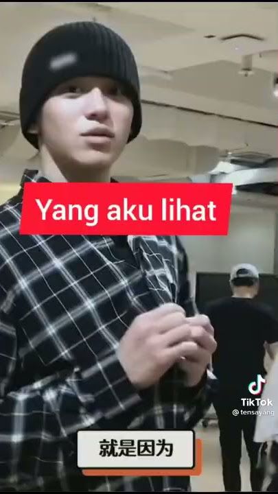 Persyaratan jadi Staff SM. Harus jadi sarjana universitas terbaik 🙃