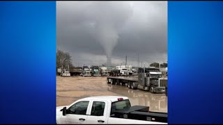 Damage reported in El Campo after 3 tornadoes touch down in area