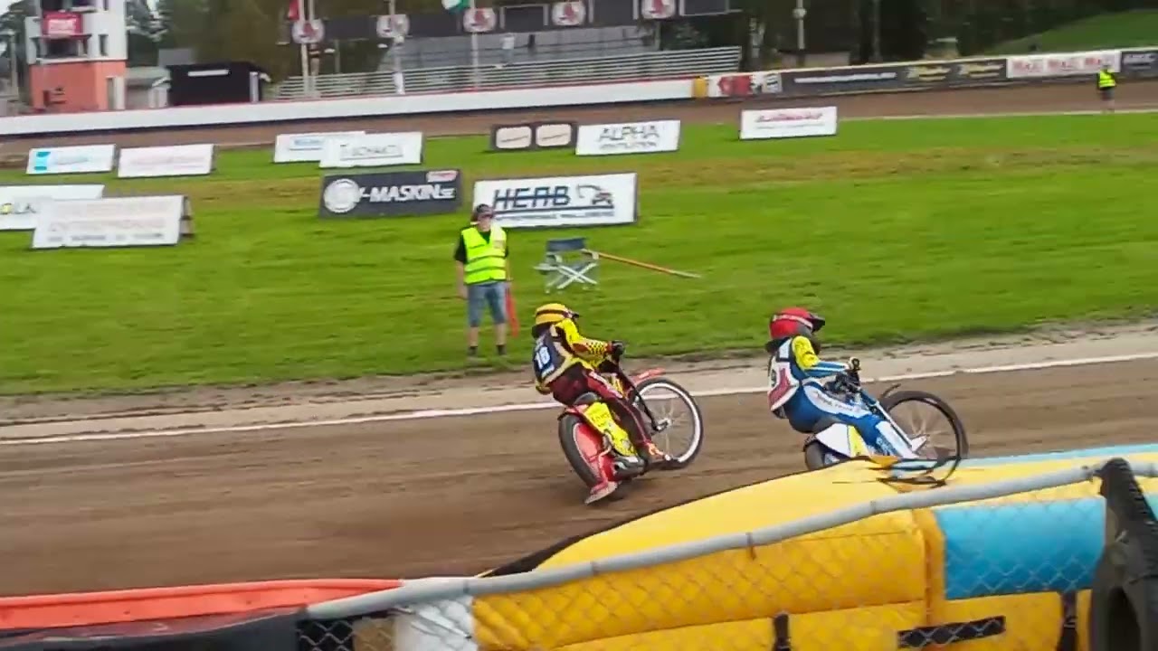 Bieg 18 pierwszego półfinału Indywidualnych Mistrzostw Europy 250cc w Kumli (6.9.2025)