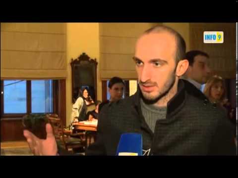 „ხელოვნების ამბავი\"