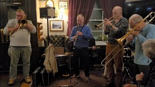 Royal Garden Blues - The Alley Cats Dixieland Jazz Band with Pete Leonard