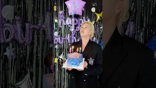 It's 🐺’s birthday🪐 #StrayKids #스트레이키즈 #방찬 #BangChan #HappyBangChanDay #YouMakeStrayKidsStay