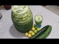 Deliciosa agua de pepino y limón saludable para negocio agua verde saludable y buena para el cuerpo