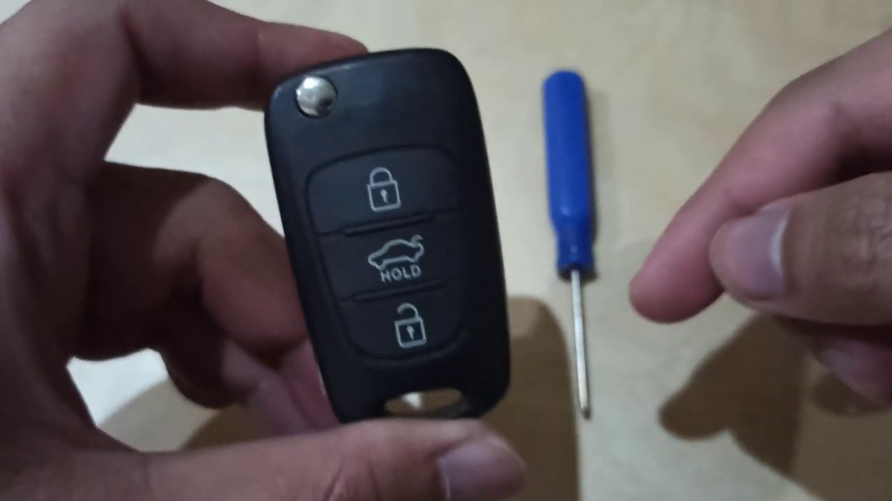 Cara Ganti Baterai Kunci Remote Mobil