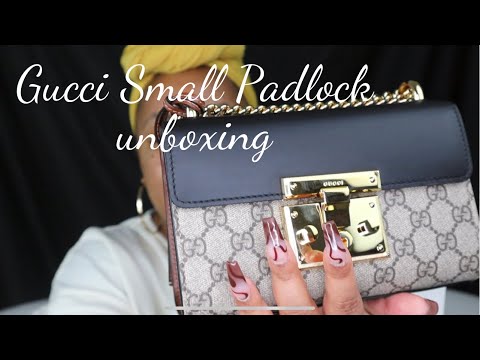 GUCCI Padlock Small GG Shoulder Bag