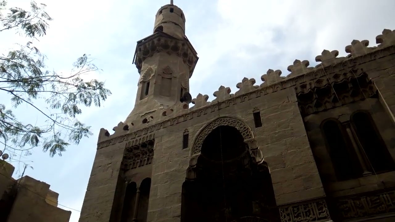 مسجد أحمد المهمندار بشارع التبانة بباب الوزير بالقاهرة