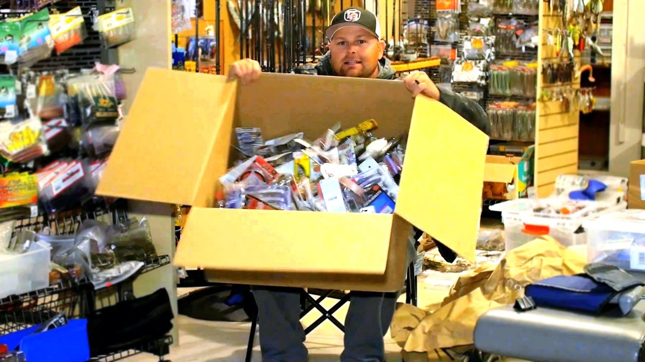 HUGE Tackle Warehouse Unboxing! 