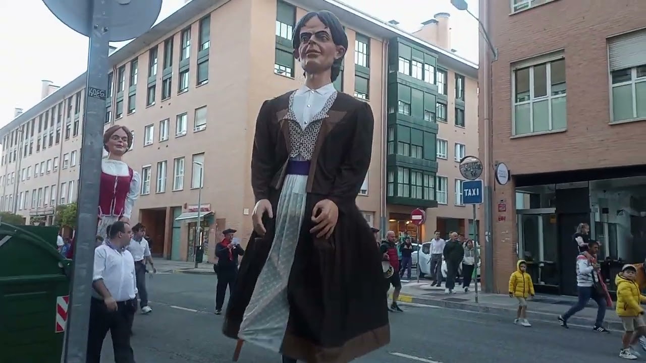 Gigantes de Ansoain 2024 (pasacalles)