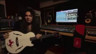 Yngwie Malmsteen demonstrates his Ovation nylon guitar