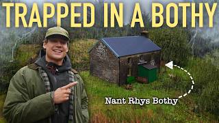 STAYING OVERNIGHT IN A BOTHY DURING A STORM | NANT RHYS