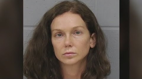 Kaitlin Armstrong, Texas love triangle murder suspect, pleads not guilty | FOX 7 Austin