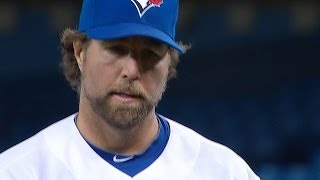 PHI@TOR: Dickey strikes out eight in winning start