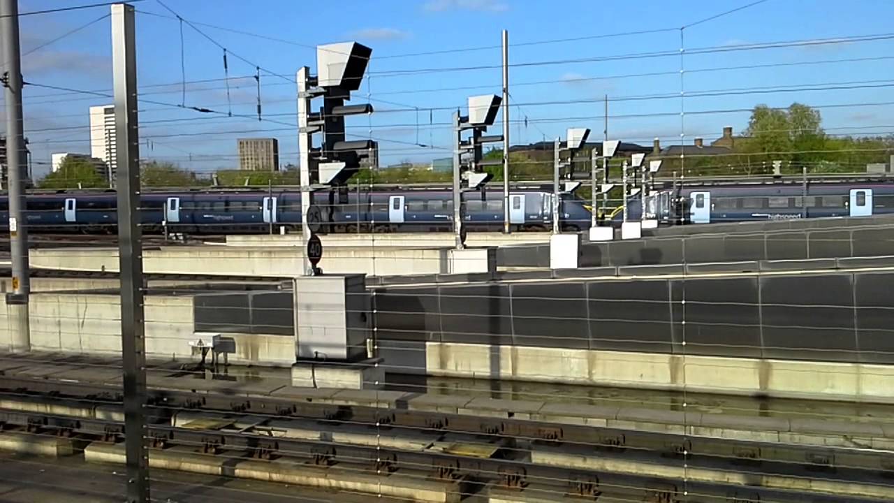 Trains at: St. Pancras