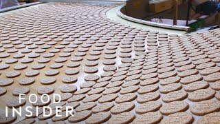 How McVitie's Chocolate Digestive Biscuits Are Made