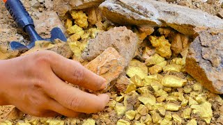 Digging Treasures worth millions from Huge Gold Nuggets,Gold Panning, Mining Exciting