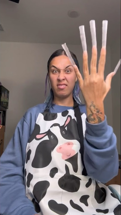 ATTEMPTING 5XL DUCK NAILS FOR THE FIRST TIME 😱😅 #shorts #acrylicnails #selftaught