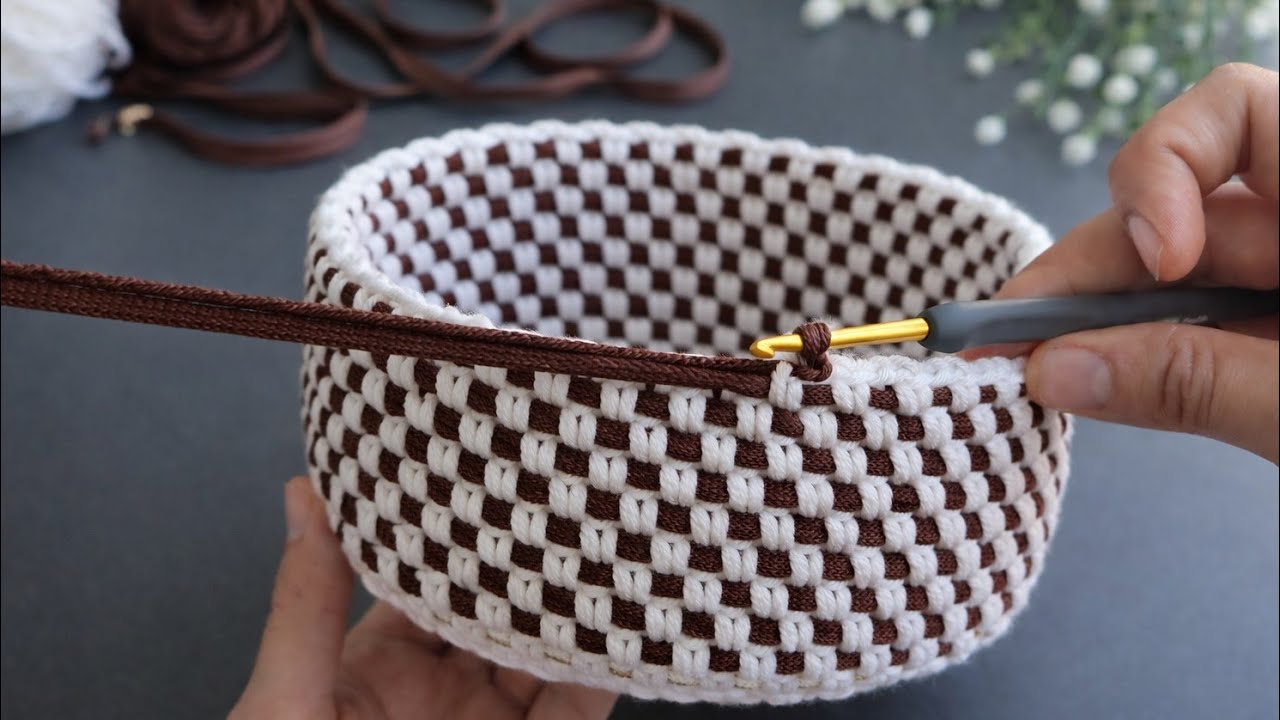 This Crochet Basket Looks Expensive! 🤎 Easy & Stylish Tutorial.