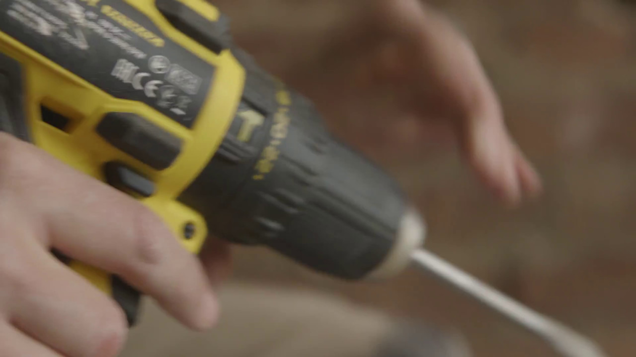 STANLEY FATMAX kolborstfri borrmaskin/skruvdragare EN