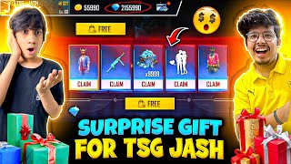 Giving Surprise GIFT To TSG JASH 😍 Unlimited Diamonds & V Badge🥺 He Got Emotional - Garena Free Fire