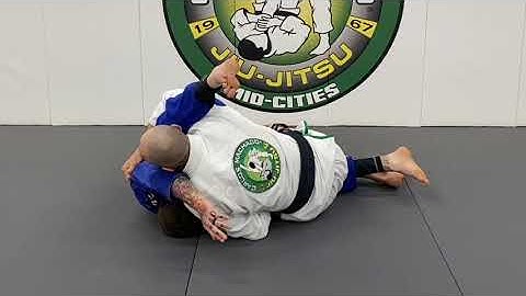 How Set Up the Most Effective Leg Lasso Sweep From Guard - 2 Options You Have to See and Try 🔥