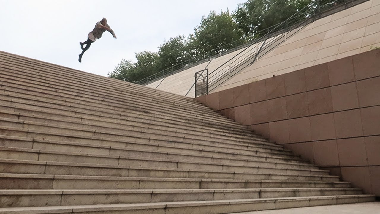 LYON 25 STAIRS LEGACY - Guerrilla Skatezine