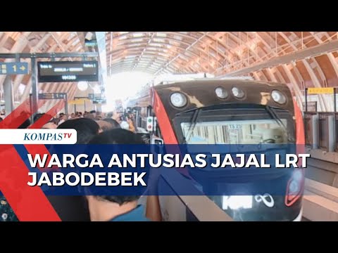 Warga Antusias Jajal LRT Jabodebek Jelang Peresmian