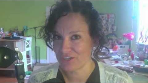 "Scrapbooking for Others: Should I Say No?" from @lainehmann of layoutaday.com