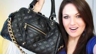 What's in my Purse + CONTEST Win a Purse! *CLOSED*