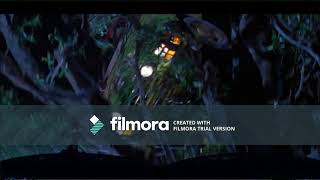 Pumbaa Pauses Juric Park To Get Some Grub