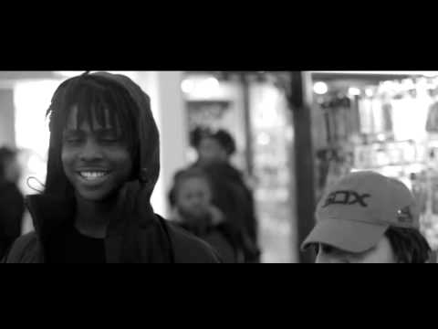 Chief Keef Feat. Soulja Boy - Say She Luv Me Official Video.