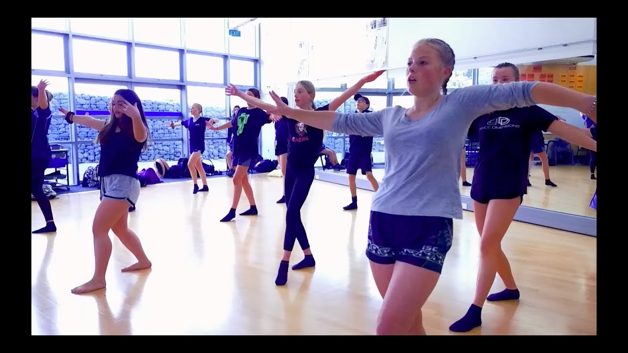 Shake It Off Community Dance Workshop - YouTube