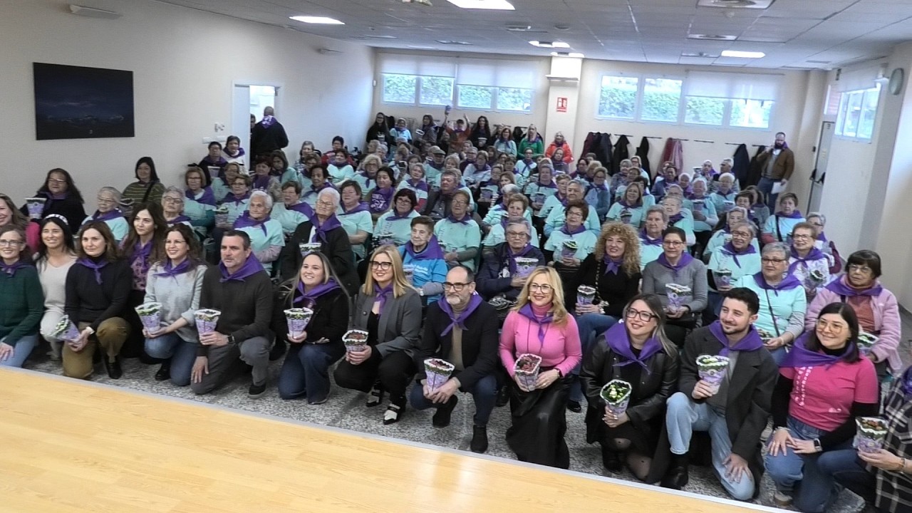 Lectura pública del manifest institucional pel 8 de març