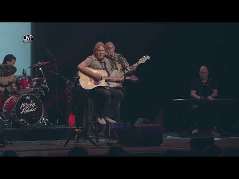 She’s A Natural by American Heroes ft. Rob Crosby