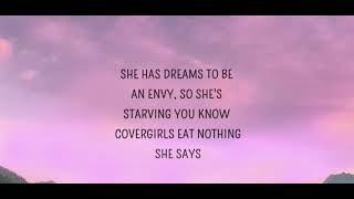 Alessia Cara - Beauty is pain (Scars To Your Beautiful) (Lyrics)