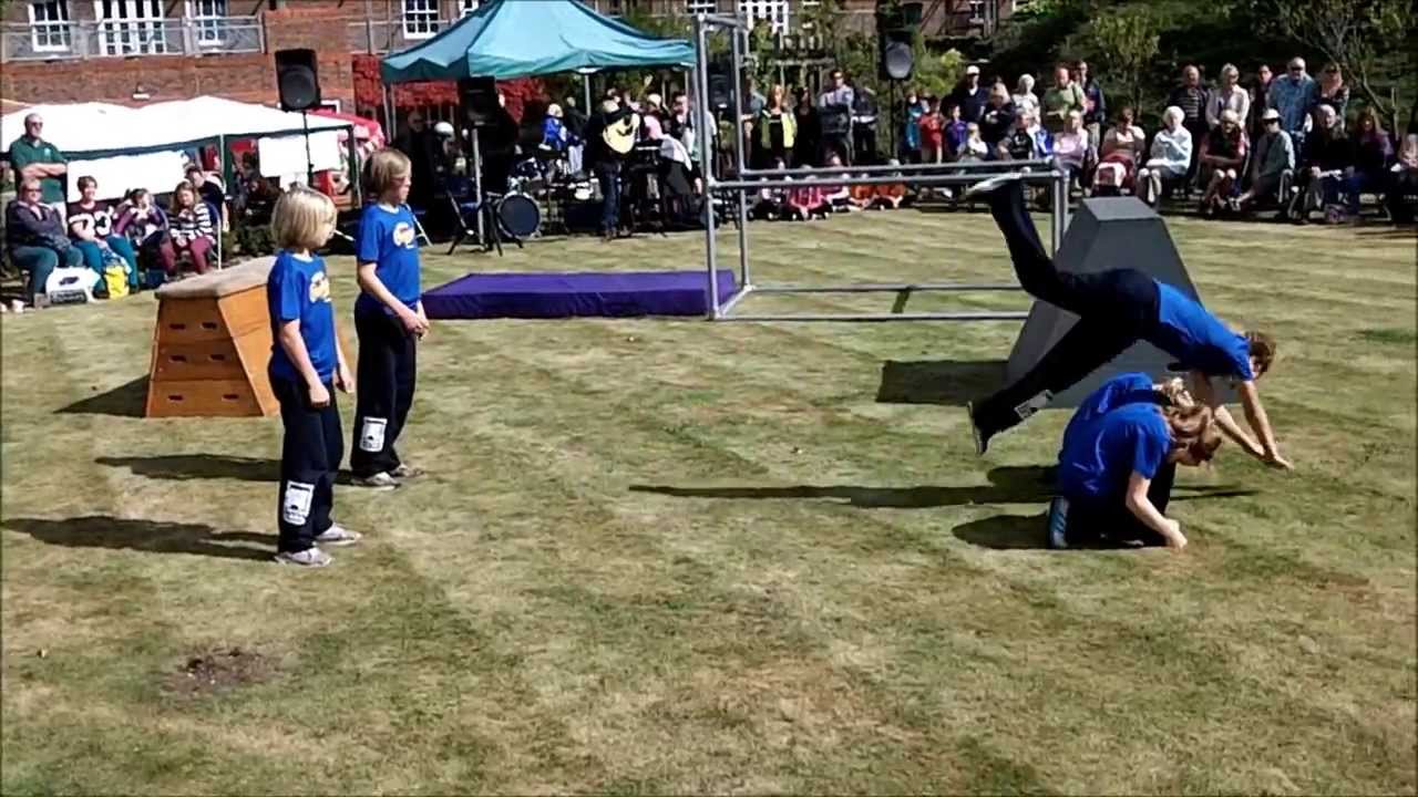 Train Hard Parkour & Freerunning Display Team YouTube