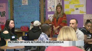'Pictures of Hope' program helps teach students photography basics