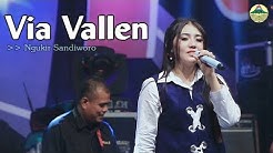 Via Vallen - Ngukir Sandiworo   |   Official Video  - Durasi: 6:17. 