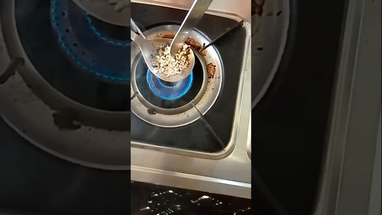 Check out this test: burning plastic rice vs real rice to see the difference| 😱